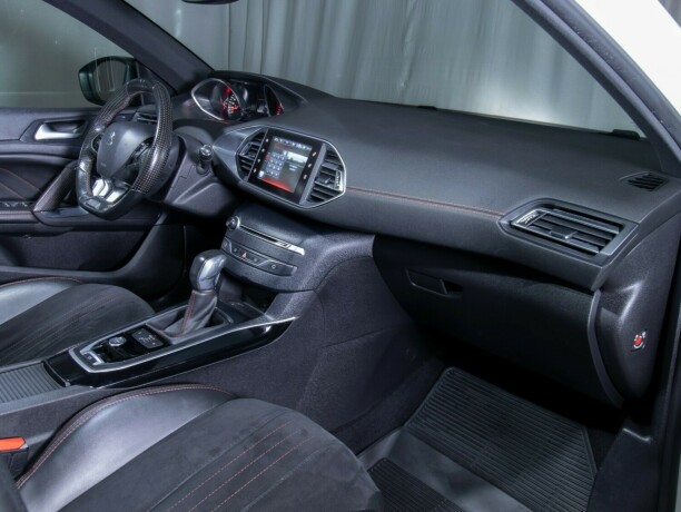 peugeot-308-diesel-2015-big-51