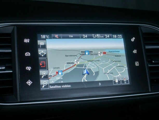 peugeot-308-diesel-2015-big-34