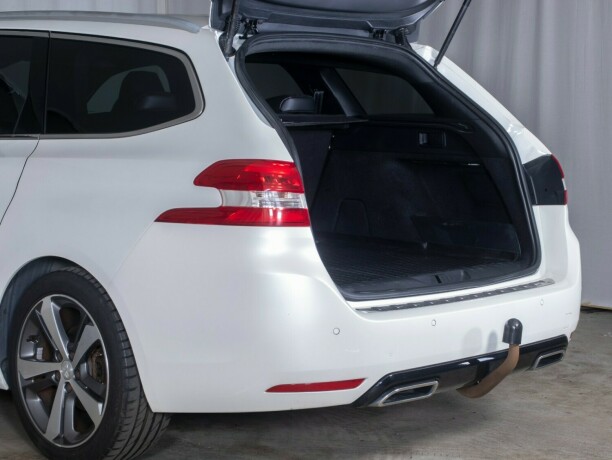 peugeot-308-diesel-2015-big-7