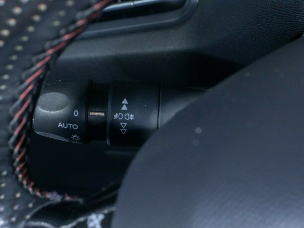 peugeot-308-diesel-2015-big-28