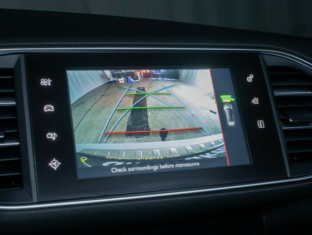 peugeot-308-diesel-2015-big-33