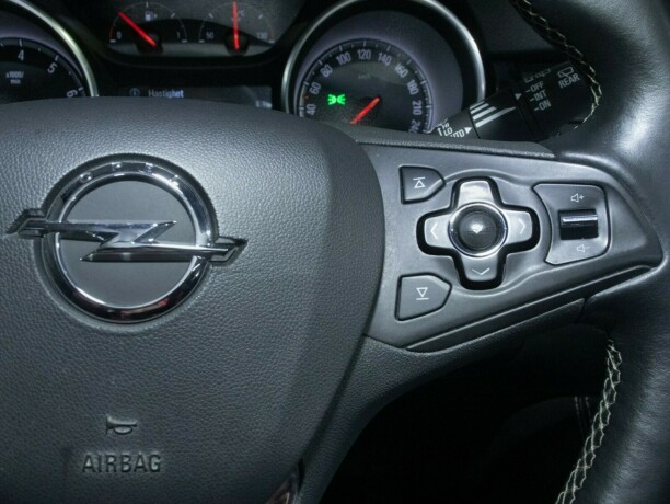 opel-astra-bensin-2016-big-6
