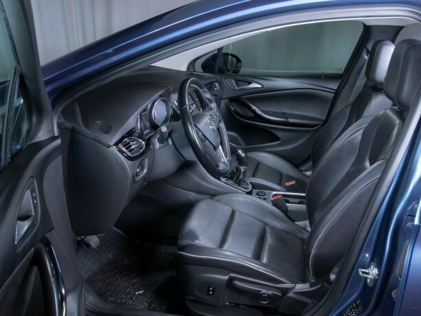 opel-astra-bensin-2016-big-20