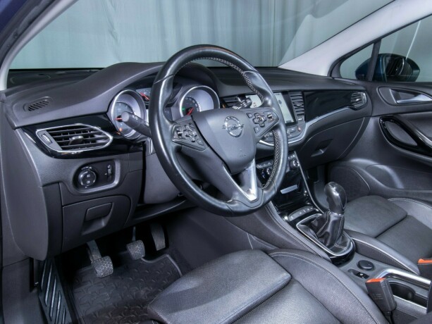 opel-astra-bensin-2016-big-19