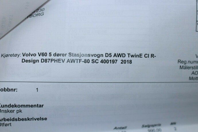 volvo-v60-elektrisitetdiesel-2018-big-23