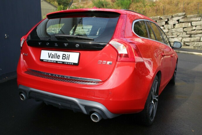 volvo-v60-elektrisitetdiesel-2018-big-3