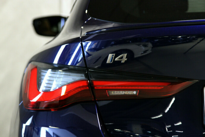 bmw-i4-m50-elektrisitet-2023-big-31