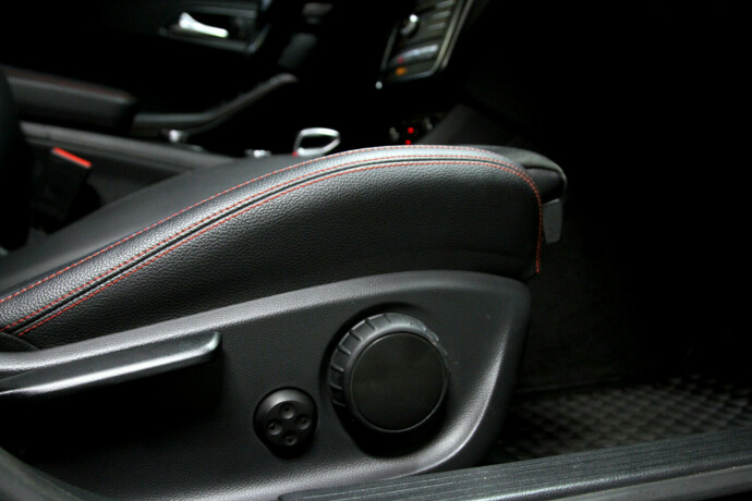 mercedes-benz-cla-bensin-2018-big-5