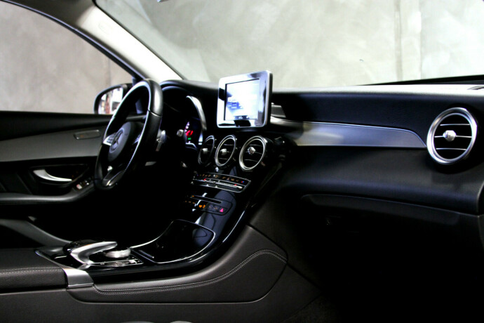 mercedes-benz-glc-diesel-2017-big-4