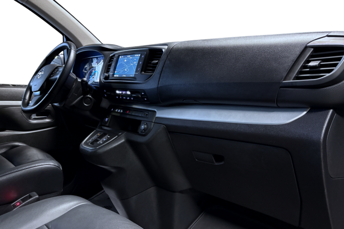 opel-zafira-elektrisitet-2021-big-15