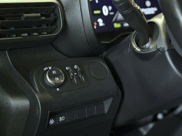 opel-combo-elektrisitet-2022-big-14
