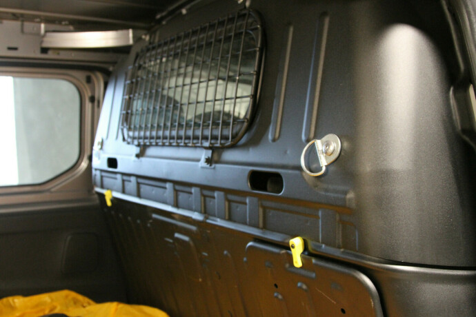 opel-combo-elektrisitet-2022-big-23