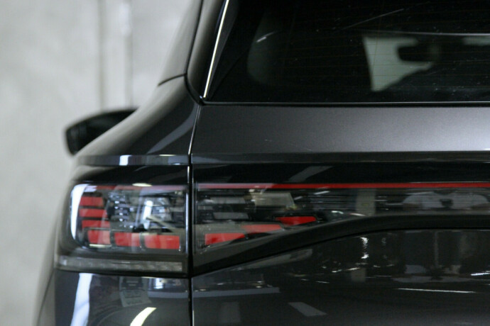 volkswagen-id4-gtx-elektrisitet-2022-big-30