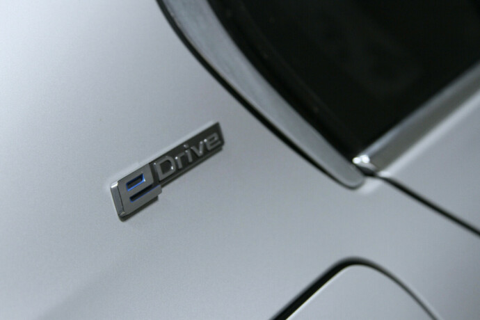 bmw-3-serie-elektrisitetbensin-2016-big-29