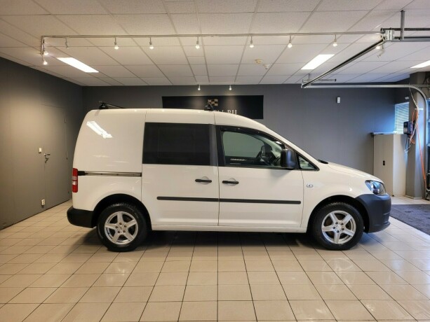 volkswagen-caddy-diesel-2015-big-2