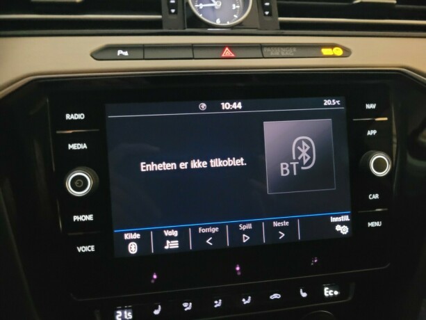 volkswagen-passat-elektrisitetbensin-2018-big-33
