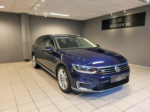 volkswagen-passat-elektrisitetbensin-2018-big-8
