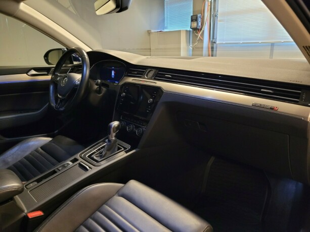 volkswagen-passat-elektrisitetbensin-2018-big-11