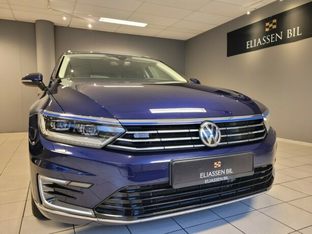 volkswagen-passat-elektrisitetbensin-2018-big-7