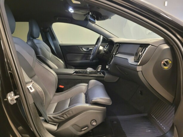 volvo-v60-elektrisitetbensin-2021-big-10