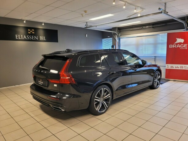 volvo-v60-elektrisitetbensin-2021-big-3