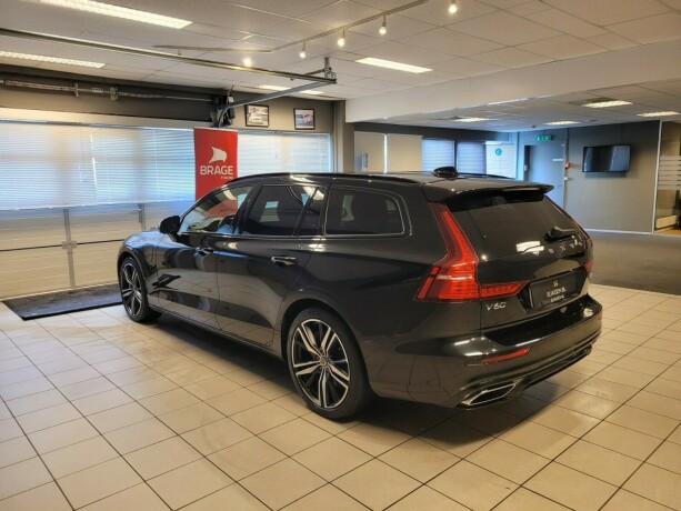 volvo-v60-elektrisitetbensin-2021-big-5