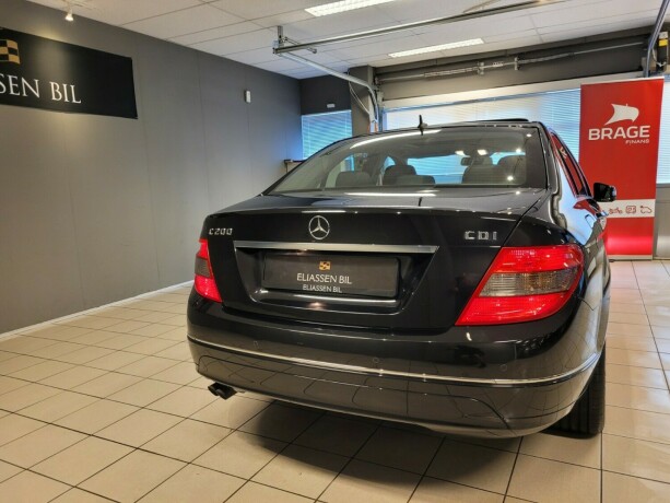 mercedes-benz-c-klasse-diesel-2010-big-4