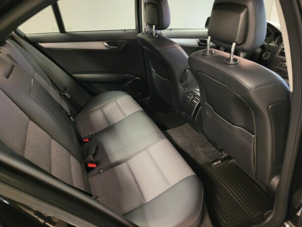 mercedes-benz-c-klasse-diesel-2010-big-16