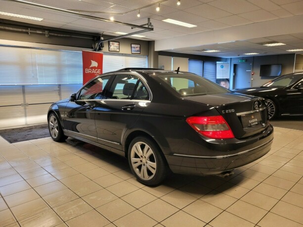 mercedes-benz-c-klasse-diesel-2010-big-5