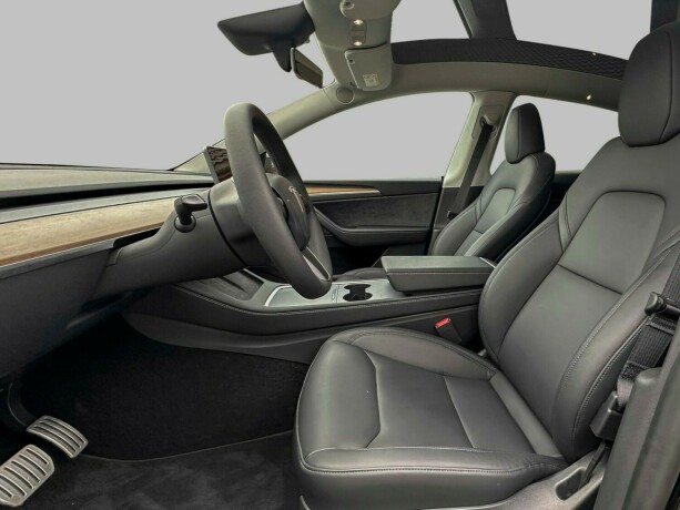 tesla-model-y-elektrisitet-2021-big-11