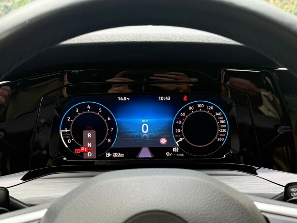 volkswagen-golf-bensin-2021-big-17
