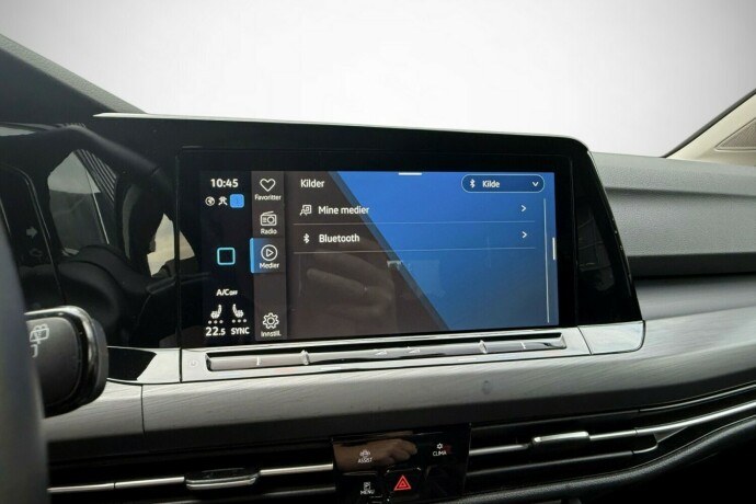 volkswagen-golf-bensin-2021-big-27