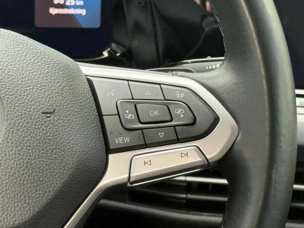 volkswagen-golf-bensin-2021-big-41