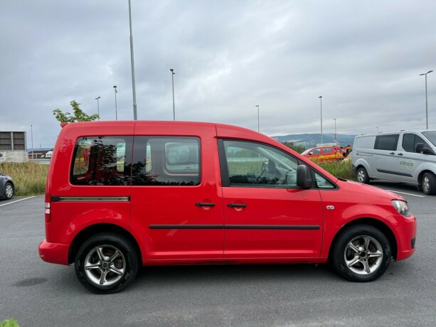 volkswagen-caddy-diesel-2011-big-1