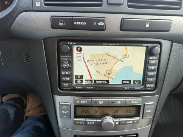 toyota-avensis-diesel-2007-big-23