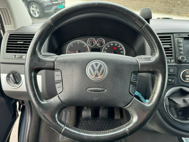 volkswagen-multivan-diesel-2007-big-11