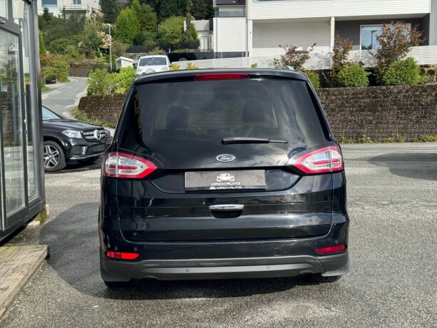 ford-galaxy-diesel-2017-big-3