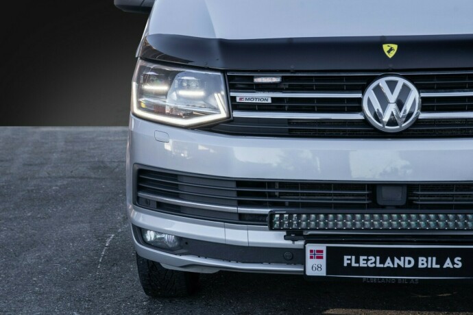 volkswagen-transporter-diesel-2017-big-4